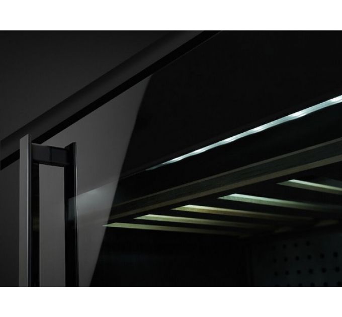 Винный шкаф SMEG CVI638RN3 встраиваемый