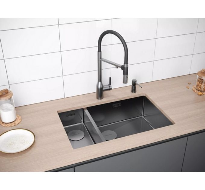 Мойка Paulmark Next 69/2S uni PM226944-GMR, вороненая сталь