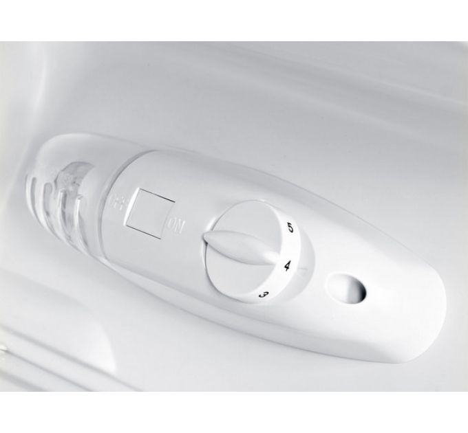 Холодильник Hyundai CT1551WT белый