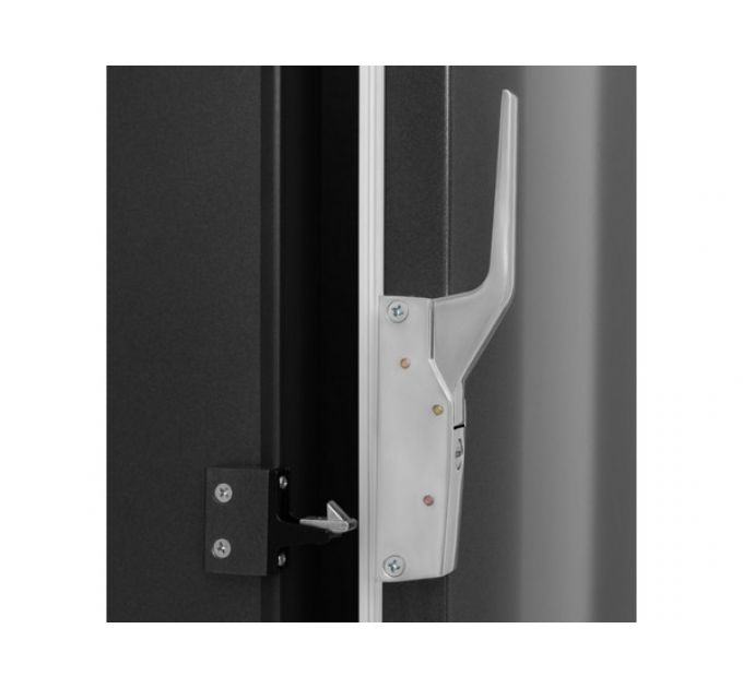 Холодильный шкаф для хранения шуб GRAUDE PK 70.0