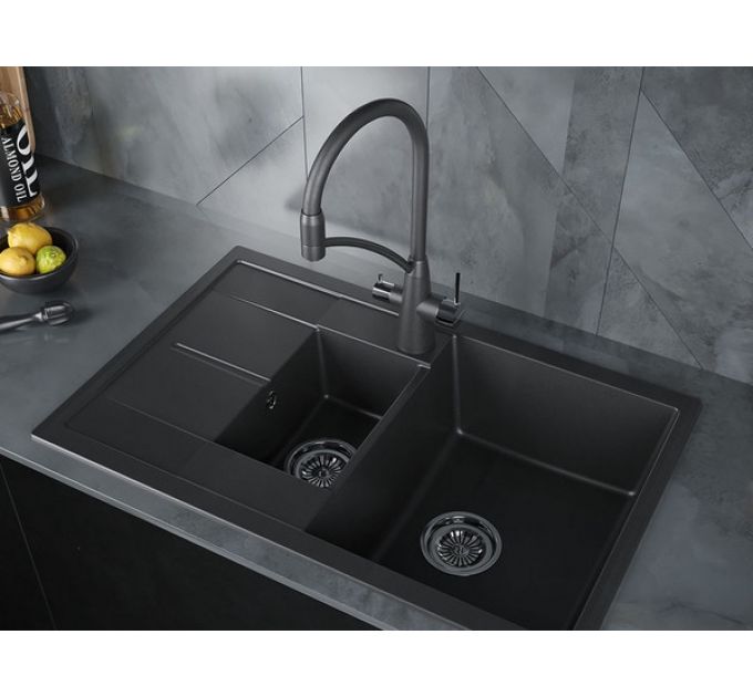 Смеситель Paulmark Siegen Si213111-308, черный/хром