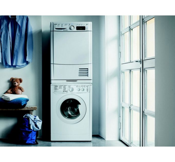 Стиральная машина Indesit IWSC 6105