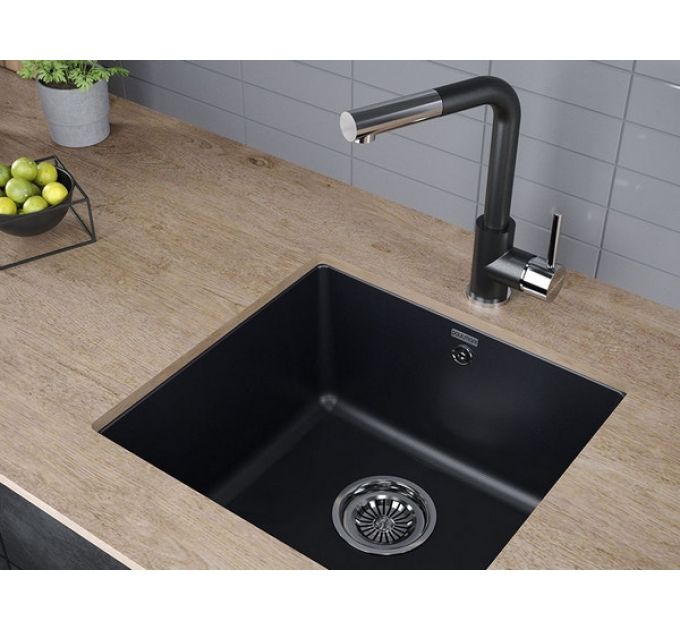 Смеситель Paulmark Kassel Ka214311-BLM (418), черный