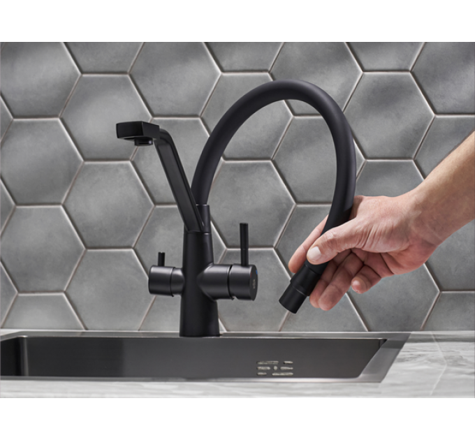 Смеситель Handmade SUS127TBL-016F-015, черный/черный