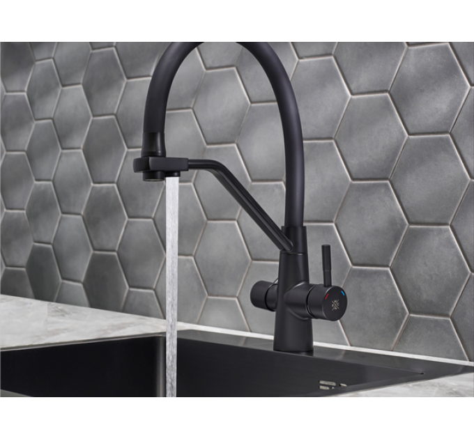 Смеситель Handmade SUS127TBL-016F-015, черный/черный