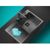 Смеситель Omoikiri Hotaru-GM-B из латуни с вороненой сталью и голубым цветом - идеальный выбор для вашей кухни