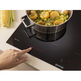 Варочная панель Gorenje GI6433SRWF индукционная 60 см, черная, 7.36 кВт, с таймером, Wi-Fi.