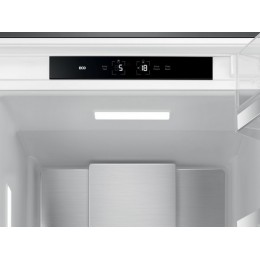 Холодильник SMEG C9174TN5D1 54 см, белый, NoFrost, 248 л, инверторный, 35 дБ, SKU 33686