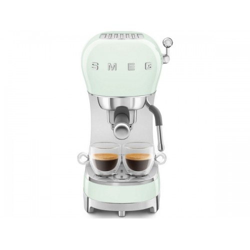 Кофемашина-эспрессо SMEG ECF02PGEU в пастельном зеленом цвете - идеальный выбор для настоящих любителей кофе