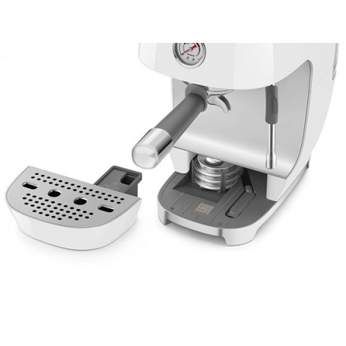 Кофемашина-эспрессо SMEG ECF03WHEU белый - идеальный выбор для настоящих ценителей кофе