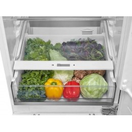 Холодильник Midea MDRE371FGE01M 28847 встраиваемый 56 см, 2 камеры, A++, 294 л, белый