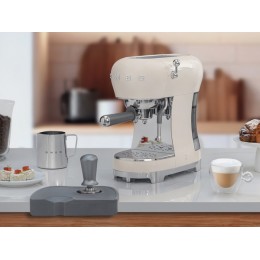 Кофемашина-эспрессо SMEG ECF02CREU 29287, кремовая, 15 Бар, 1,1 л