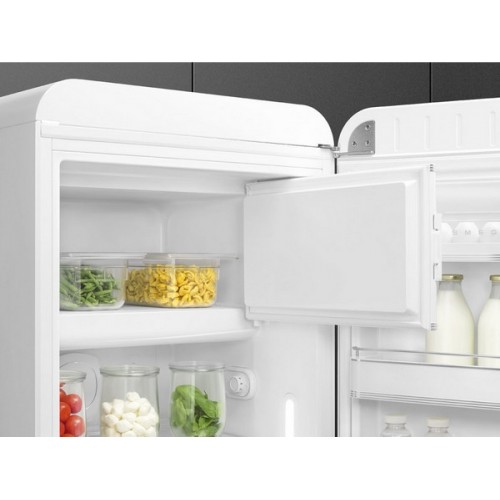 Холодильник SMEG FAB28RWH6 – Стильный ретро холодильник с высокой энергоэффективностью
