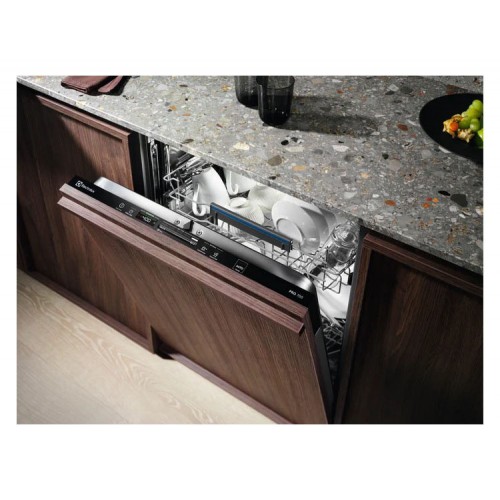 Посудомоечная машина встраив. Electrolux EES47320L 1950Вт полноразмерная инвертер