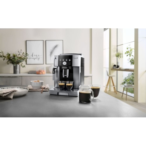 Кофемашина Delonghi Magnifica Smart ECAM250.23.SB 1450Вт черный/серебристый