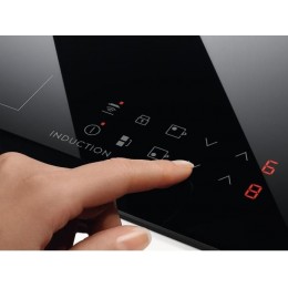 Индукционная варочная поверхность Electrolux LIR60430 черный