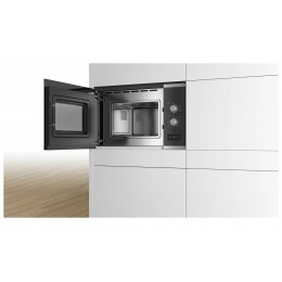 Микроволновая печь Bosch BFL520MS0 20л. 800Вт черный (встраиваемая)