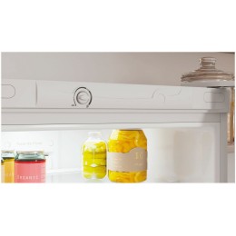 Холодильник Indesit ITR 4180 W 2-хкамерн. белый