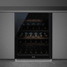 Винные шкафы SMEG/ Холодильный шкаф для вина встраиваемый, ВхШхГ 820х595х566 мм, петли слева, черное стекло.