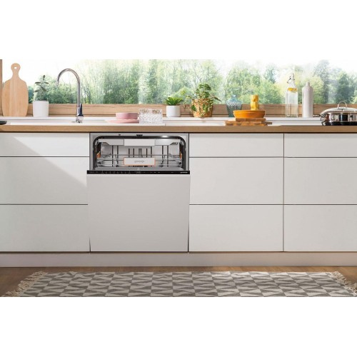 Посудомоечная машина Gorenje встраиваемая на 16 комплектов с инверторным мотором, Wi-Fi и AquaStop, уровень шума 38 дБ, энергоэффективность А+++