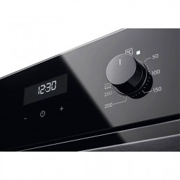 Встраиваемый духовой шкаф Electrolux EOD5F71Z, 72 л, 9 режимов, SteamBake, черный, каталитическая очистка