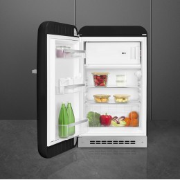 Холодильник SMEG/ Холодильник SMEG, отдельностоящий, стиль 50-х, однокамерный, внутренняя морозильная камера, объем 122 л, стандартный компрессор, энергоэффективность D, дверной упор слева, цвет черный