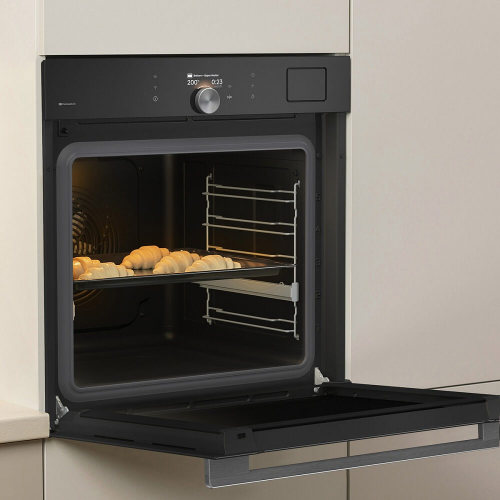 Встраиваемая электрическая духовка Gorenje 77 л с Wi-Fi, паром (FullSteam), сувид, AirFry и телескопическими направляющими