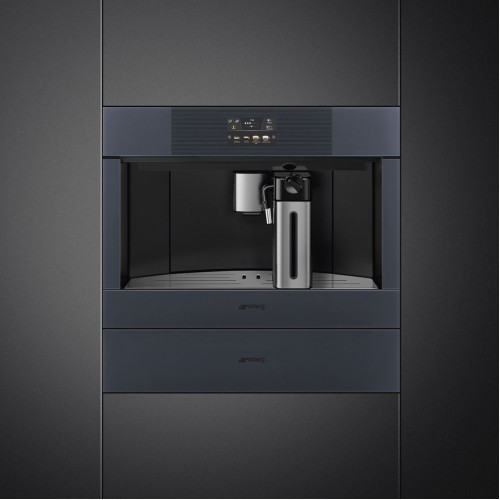 Кофемашина Smeg/ SMEG CMS4104GRU Автоматическая кофемашина, 60 см, высота 45 см, стекло Neptune Grey