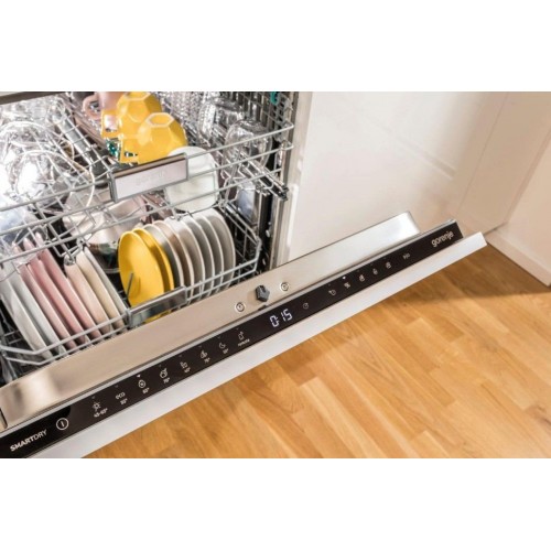 Посудомоечная машина Gorenje 60 см — 16 комплектов, 3 корзины, сенсорное управление, 6 программ, AquaStop, автооткрытие дверцы TotalDry, А+++