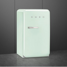 Холодильник SMEG FAB10RPG6, 122 л, однокамерный, морозильная камера, 970x545x659 мм, ретро стиль 50-х, пастельный зеленый