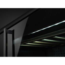 Винные шкафы SMEG/ Холодильный шкаф для вина встраиваемый, ВхШхГ 820х595х566 мм, петли справа, черное стекло.