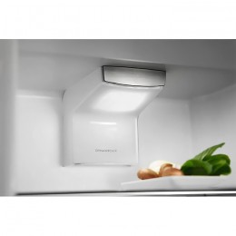 Встраиваемые холодильники ELECTROLUX/ Холодильник комбинированный, встраиваемый, высота - 1,88 м, ширина - 54 см, глубина - 55 см, сенсорное управление с символьным дисплеем, Динамическая система охлаждения в холодильной камере, система охлаждения в мороз