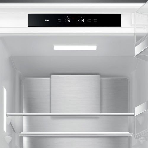 Встраиваемый холодильник Smeg 1772x546x549 мм, 248 л, No Frost, инверторный компрессор, LCD-дисплей, электронный контроль температуры