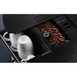 Кофемашина Electrolux EBC85X, автоматическая, сенсорное управление, нержавеющая сталь/черный