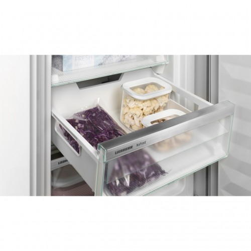 Встраиваемый холодильник Liebherr Prime с технологией EasyFresh, NoFrost, 3 контейнерами и сенсорным дисплеем Touch&Swipe