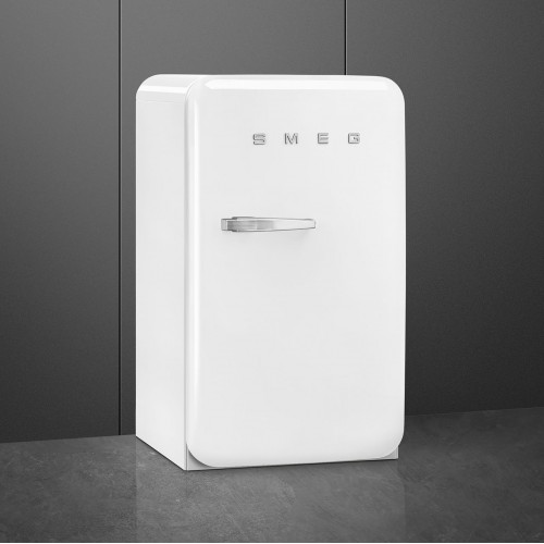 Холодильник SMEG 970x545x659 мм, однокамерный с морозильной камерой, стиль 50-х, белый, объем 122 л, энергоэффективность D