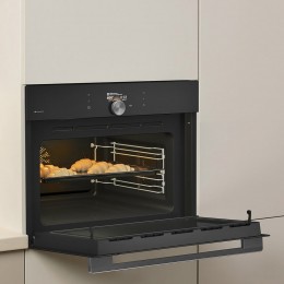 Духовой шкаф Gorenje/ Духовой шкаф Gorenje, компактный, функция СВЧ, 50 л, макс. температура 275 градусов, электронное управление, дисплей, Wi-Fi, MultiFlow 360, AirFry, динамическая система охлаждения DC+, быстрый нагрев, цвет черный