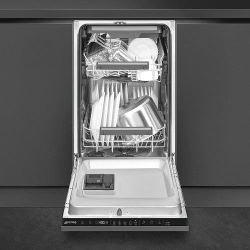 Посудомоечная машина Smeg 45 см — Встраиваемая, 10 комплектов, 8 программ, сенсорное управление, ActiveLight, автоматическое открывание, инверторный мотор