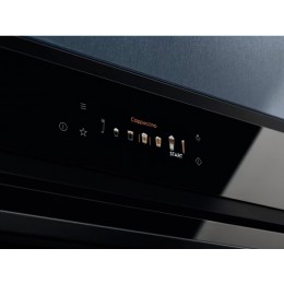 Кофемашина Electrolux EBC85H, автоматическая, черная, сенсорное управление