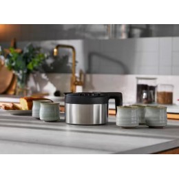 Кофемашина Electrolux EBC85H, автоматическая, черная, сенсорное управление