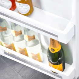 Холодильник LIEBHERR cte 2931-26 001, 157.1x55x63, 218/52 л, ручная разморозка, белый