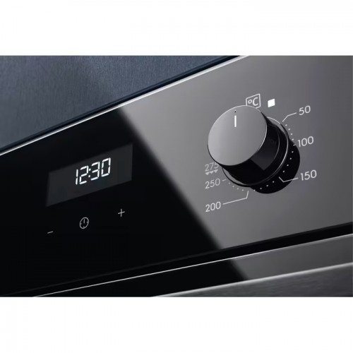 Встраиваемый духовой шкаф ELECTROLUX с паром, 60 см, черное стекло, 72 л, 8 режимов, паровая очистка, телескопические направляющие
