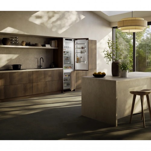 Встраиваемый холодильник Liebherr Pure 194 см с EasyFresh, NoFrost и сенсорным дисплеем Touch - 1938x559x546 мм