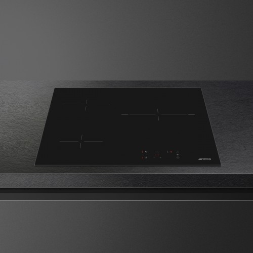 Варочная поверхность SMEG/ Варочная поверхность SMEG, 60 см, прямой край, 3 зоны нагрева, Hi-Light, 9 уровней мощности, автоматическое выключение, индикация остаточного тепла, таймер, бустер, сенсорное управление, цвет черный