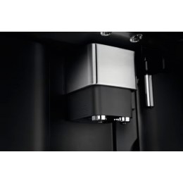 Кофемашина Electrolux EBC85H, автоматическая, черная, сенсорное управление