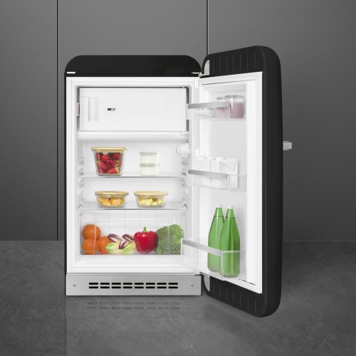 Холодильник SMEG 50-х годов, однокамерный, черный, 122 л, с морозильной камерой и компрессором, энергоэффективность D