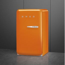 Холодильник SMEG FAB10LOR6, стиль 50-х, однокамерный, 122 л, морозильная камера, энергоэффективность D, оранжевый