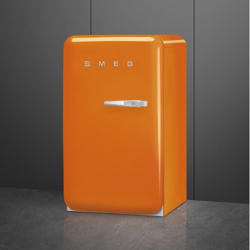 Холодильник SMEG 50-х годов, однокамерный, оранжевый, 122 л, с морозильной камерой и компрессором, класс D