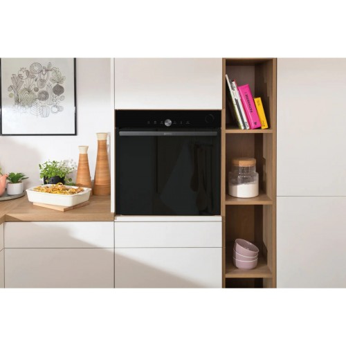Духовой шкаф Gorenje с объемом 77 л, сенсорным программатором IconTouch и термозондом для мяса