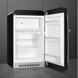 Холодильник SMEG FAB10RBL6, черный, 122 л, однокамерный, с морозильной камерой, стандартный компрессор, класс D.